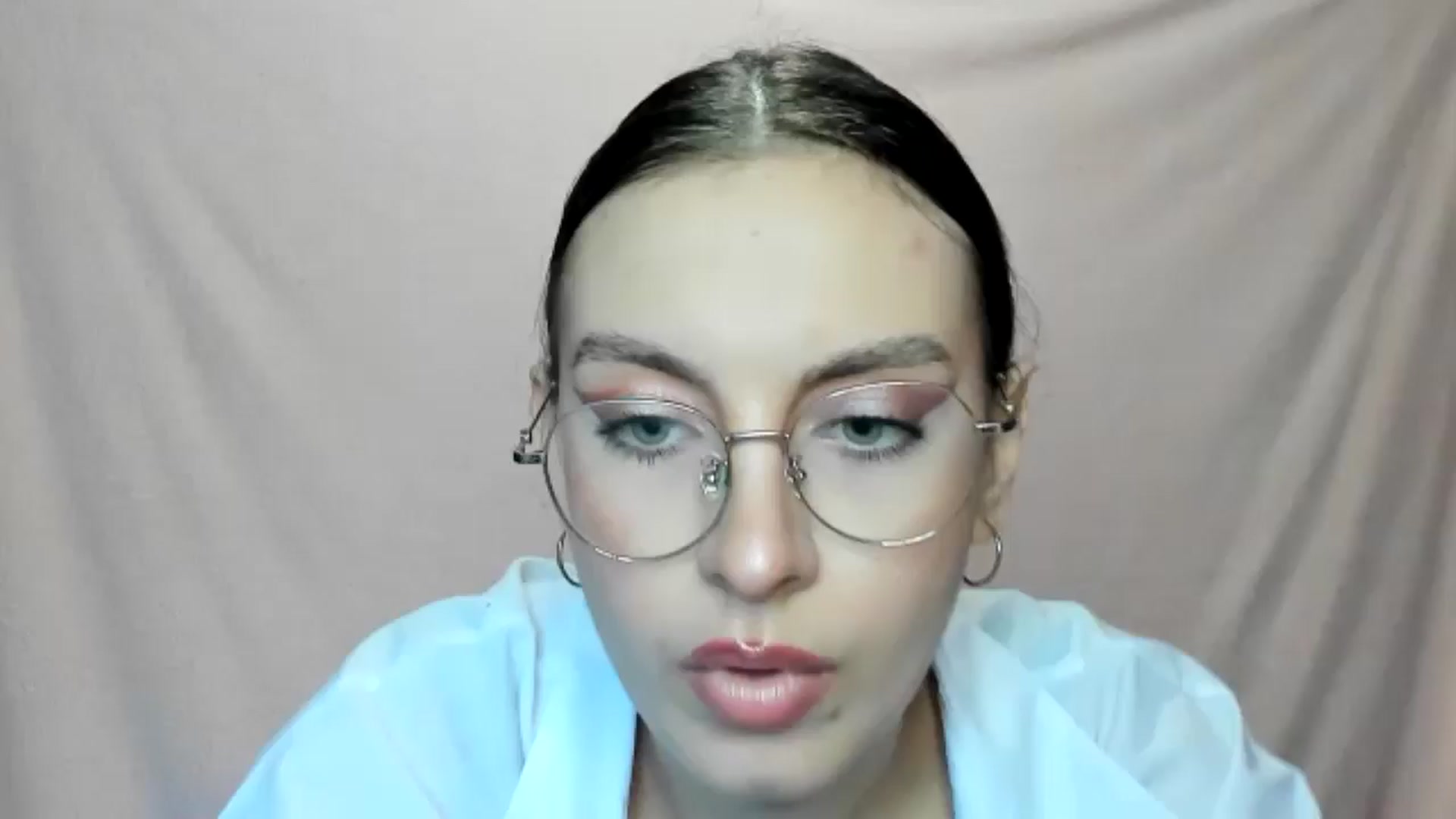Gallery image thumbnail from StasyaSoul's myfreecams stream on, 01/05/2025, 11:40 image 18 of 20