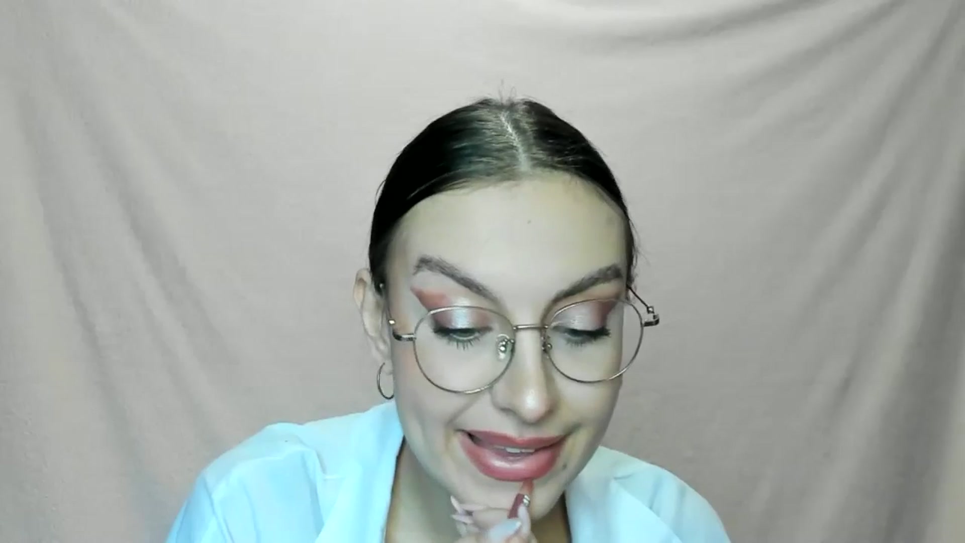 Gallery image thumbnail from StasyaSoul's myfreecams stream on, 01/05/2025, 11:57 image 16 of 20
