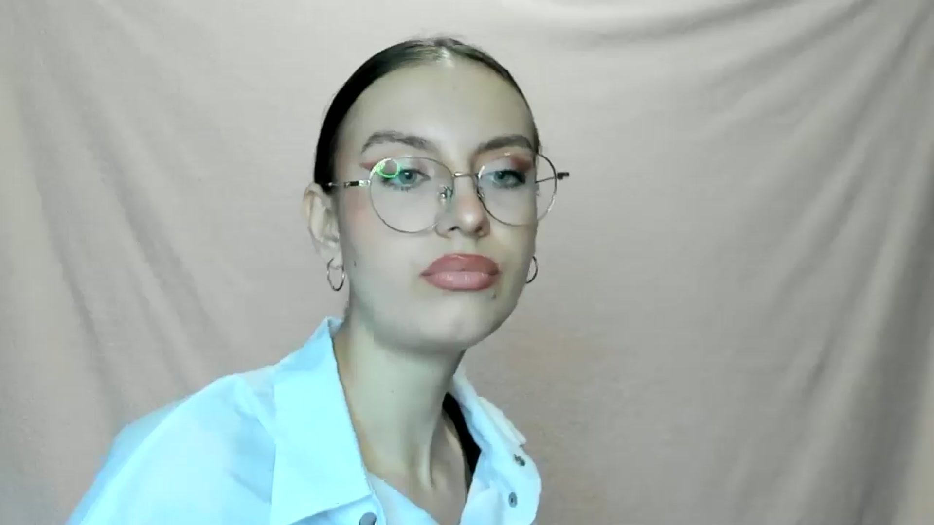 Gallery image thumbnail from StasyaSoul's myfreecams stream on, 01/05/2025, 11:57 image 4 of 20
