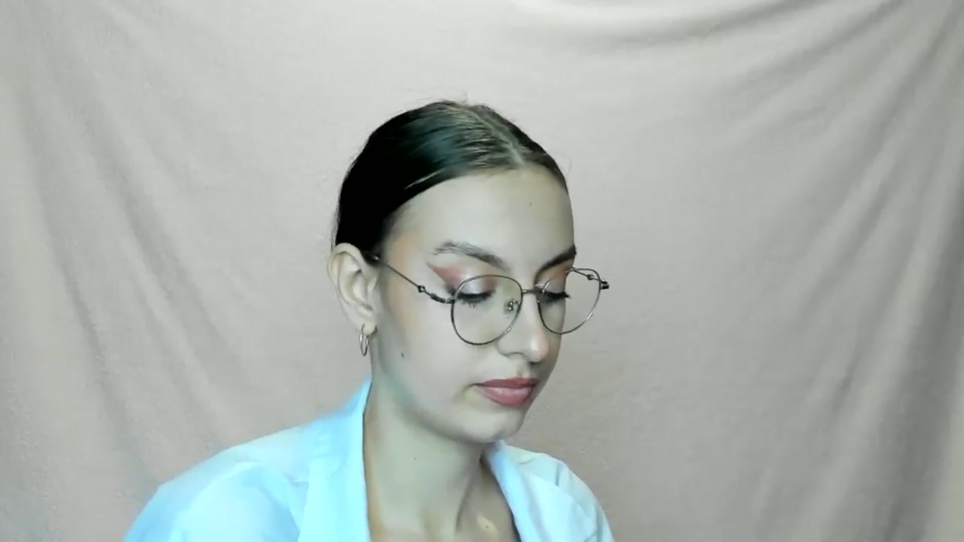 Gallery image thumbnail from StasyaSoul's myfreecams stream on, 01/05/2025, 11:57 image 17 of 20