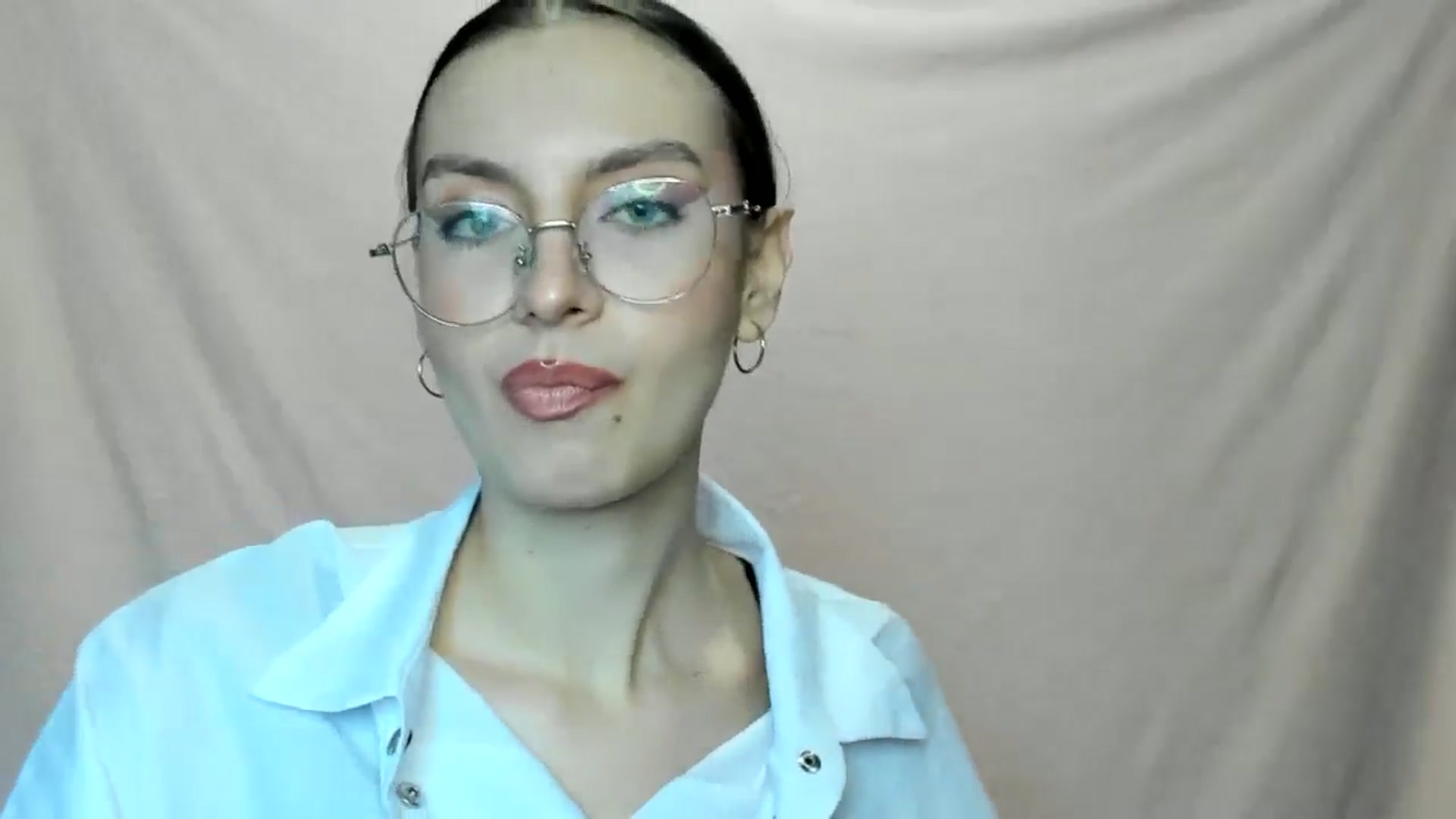 Gallery image thumbnail from StasyaSoul's myfreecams stream on, 01/05/2025, 12:21 image 6 of 20