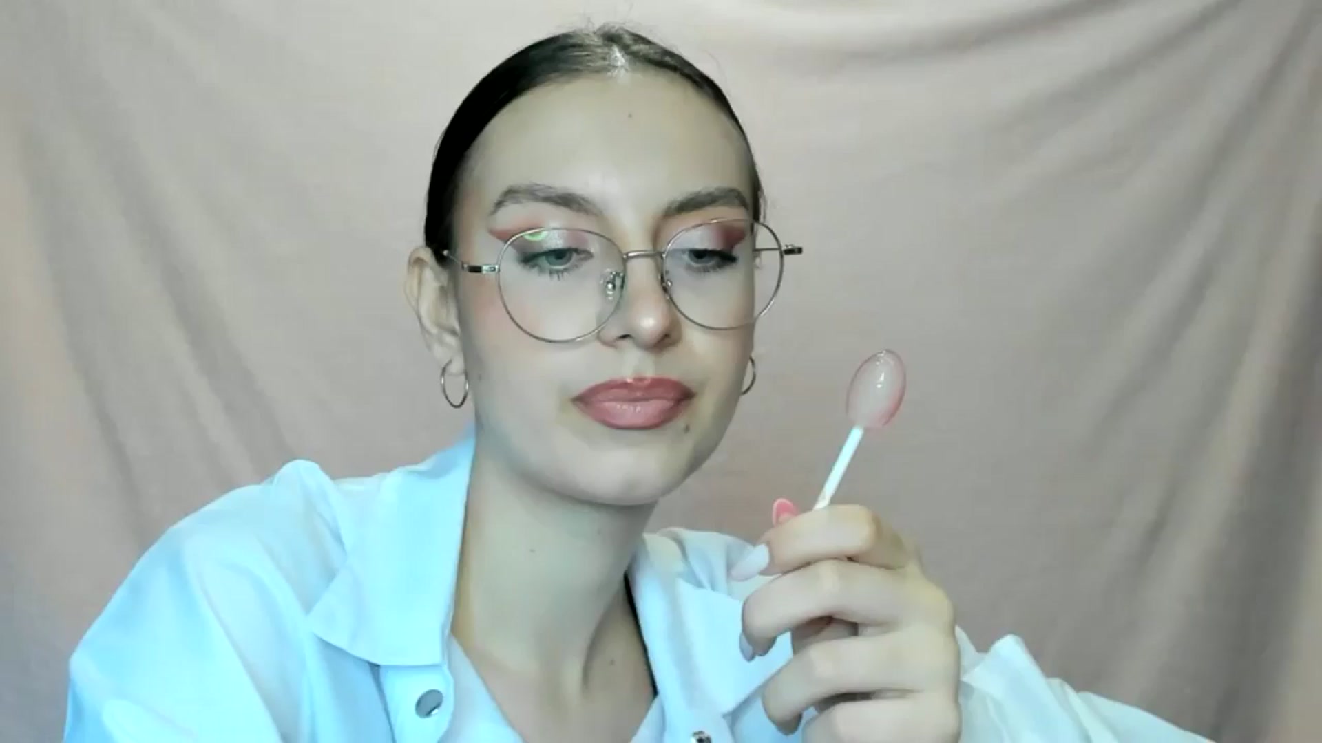 Gallery image thumbnail from StasyaSoul's myfreecams stream on, 01/05/2025, 12:21 image 3 of 20