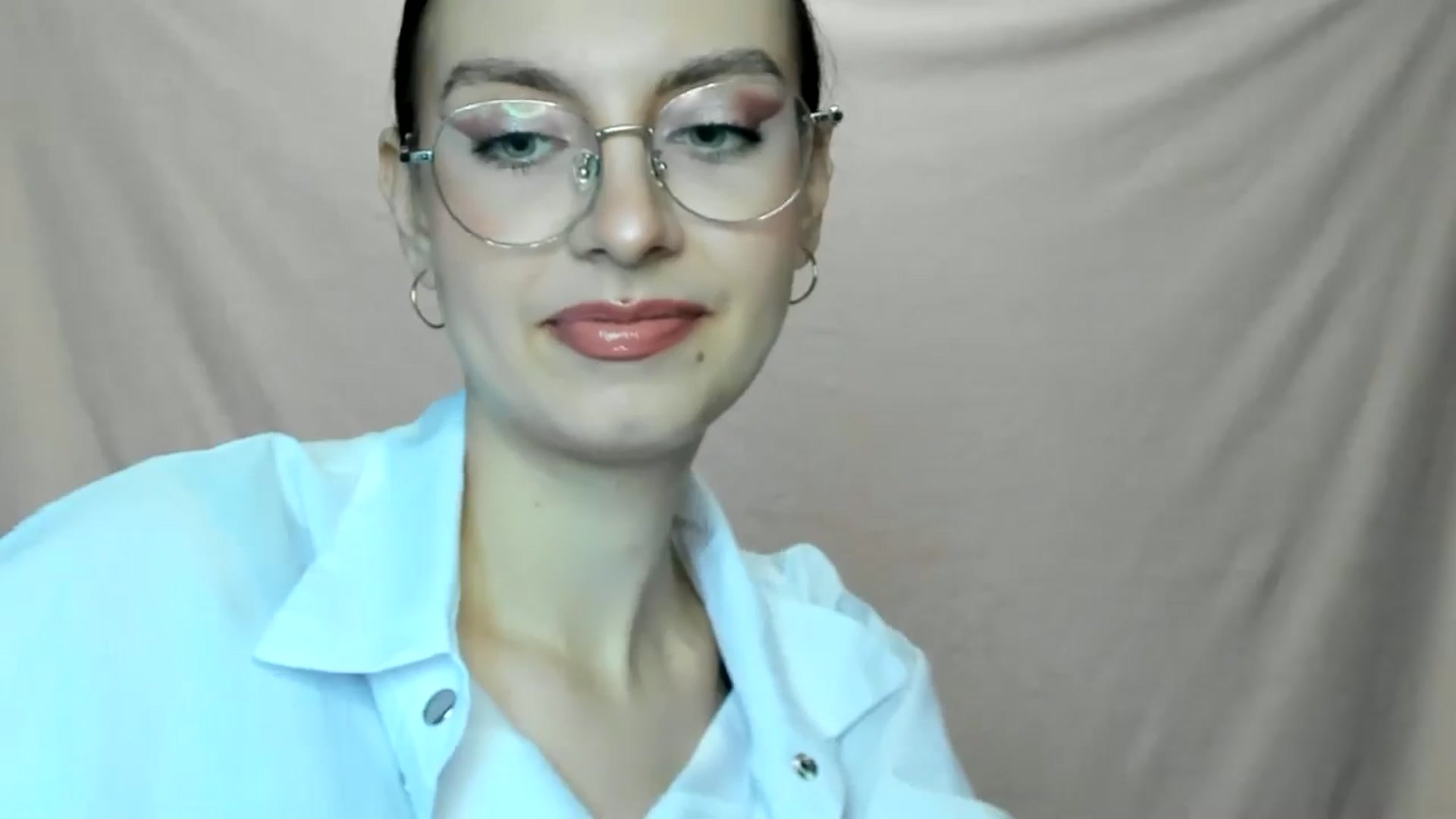 Gallery image thumbnail from StasyaSoul's myfreecams stream on, 01/05/2025, 12:21 image 16 of 20