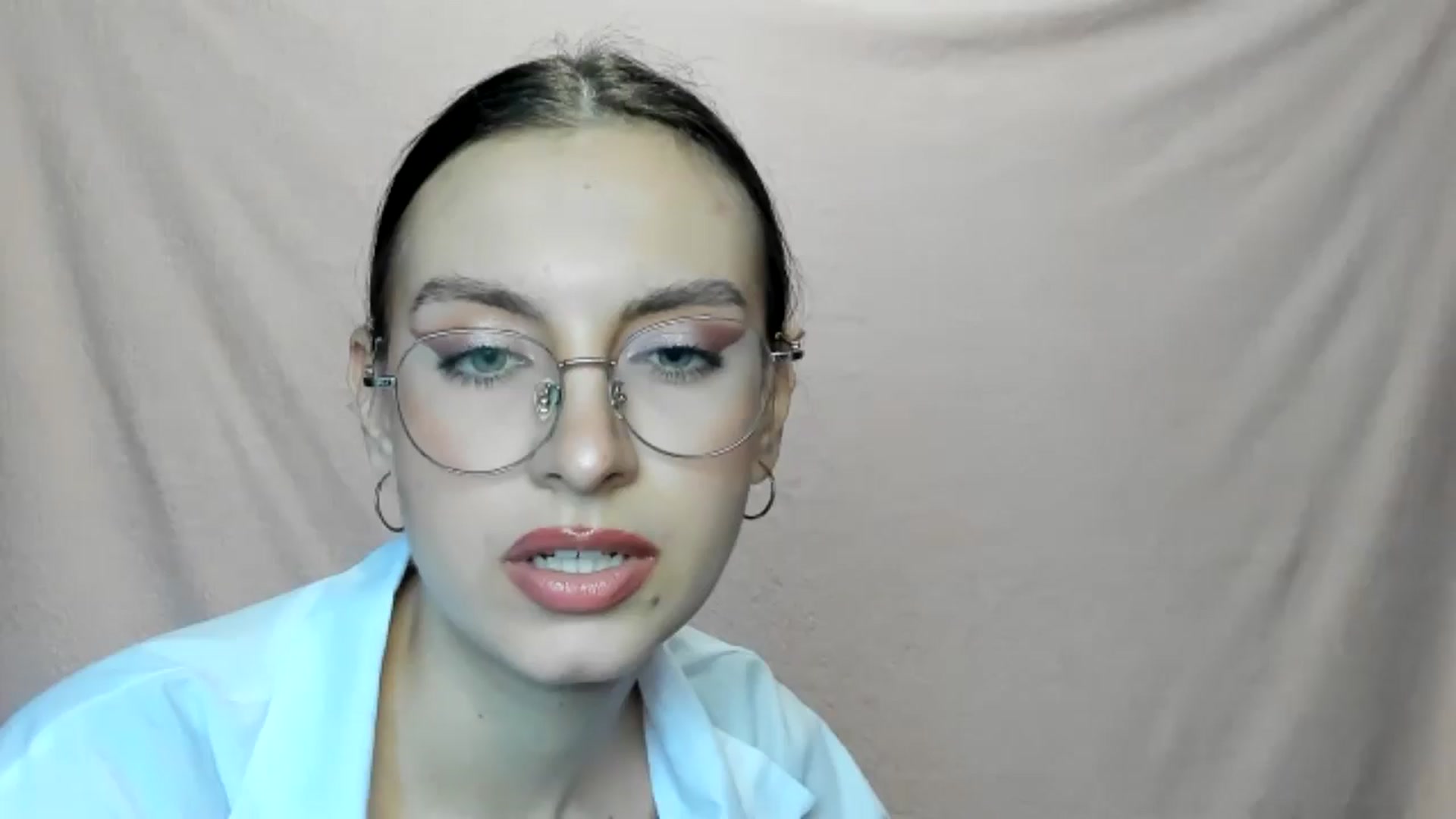 Gallery image thumbnail from StasyaSoul's myfreecams stream on, 01/05/2025, 12:51 image 19 of 20