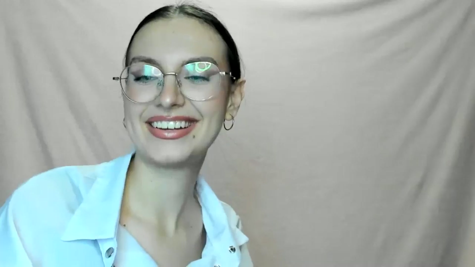 Gallery image thumbnail from StasyaSoul's myfreecams stream on, 01/05/2025, 12:51 image 18 of 20