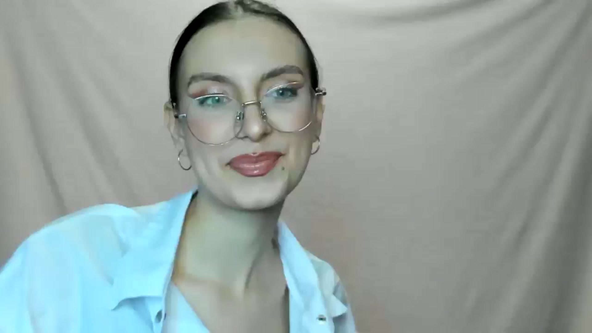Gallery image thumbnail from StasyaSoul's myfreecams stream on, 01/05/2025, 12:51 image 9 of 20