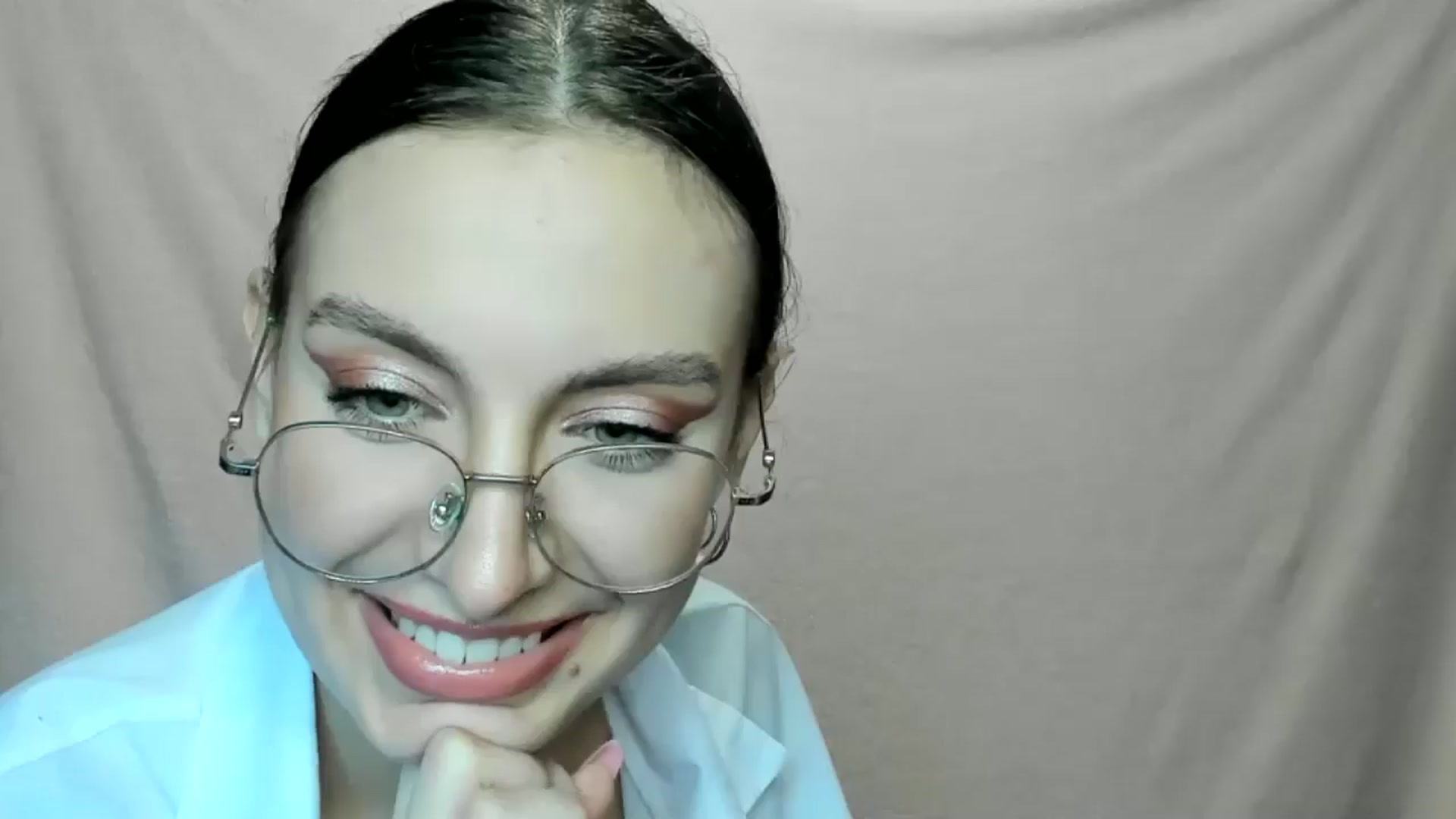 Gallery image thumbnail from StasyaSoul's myfreecams stream on, 01/05/2025, 12:51 image 7 of 20