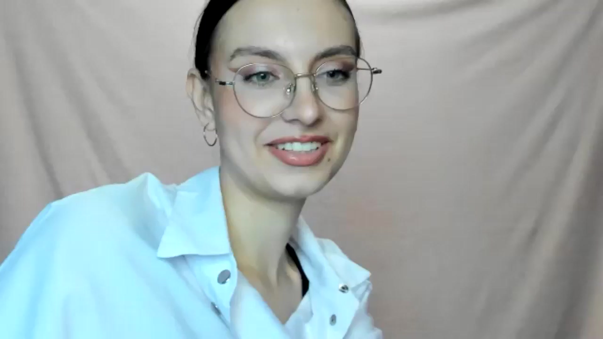 Gallery image thumbnail from StasyaSoul's myfreecams stream on, 01/05/2025, 13:15 image 4 of 20