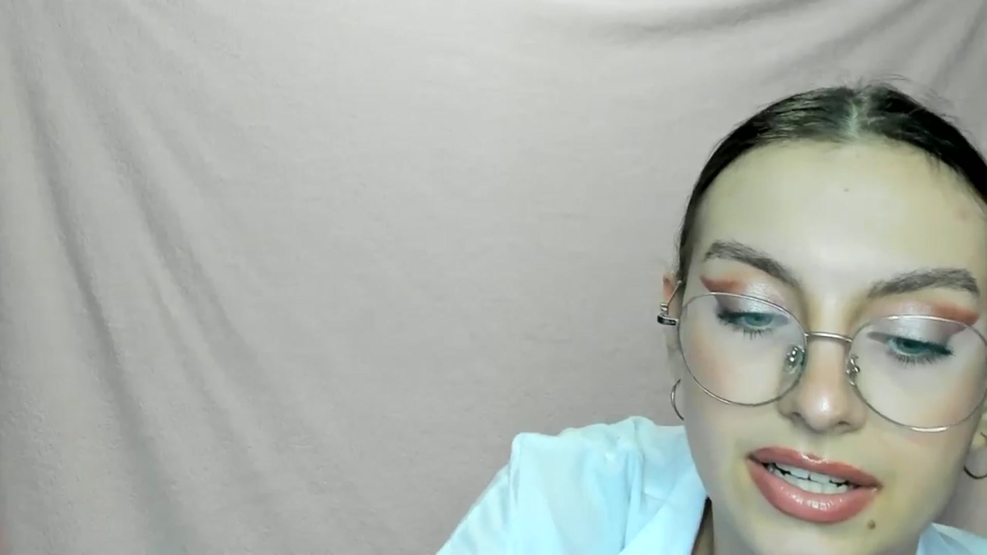 Gallery image thumbnail from StasyaSoul's myfreecams stream on, 01/05/2025, 13:15 image 14 of 20
