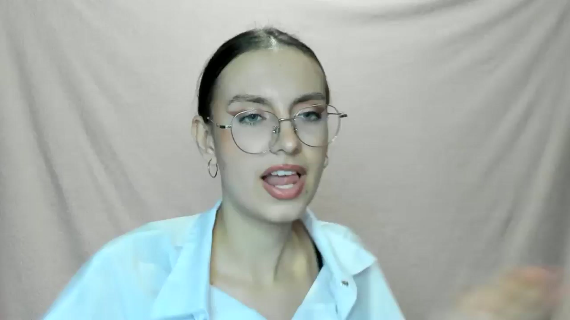 Gallery image thumbnail from StasyaSoul's myfreecams stream on, 01/05/2025, 13:15 image 15 of 20