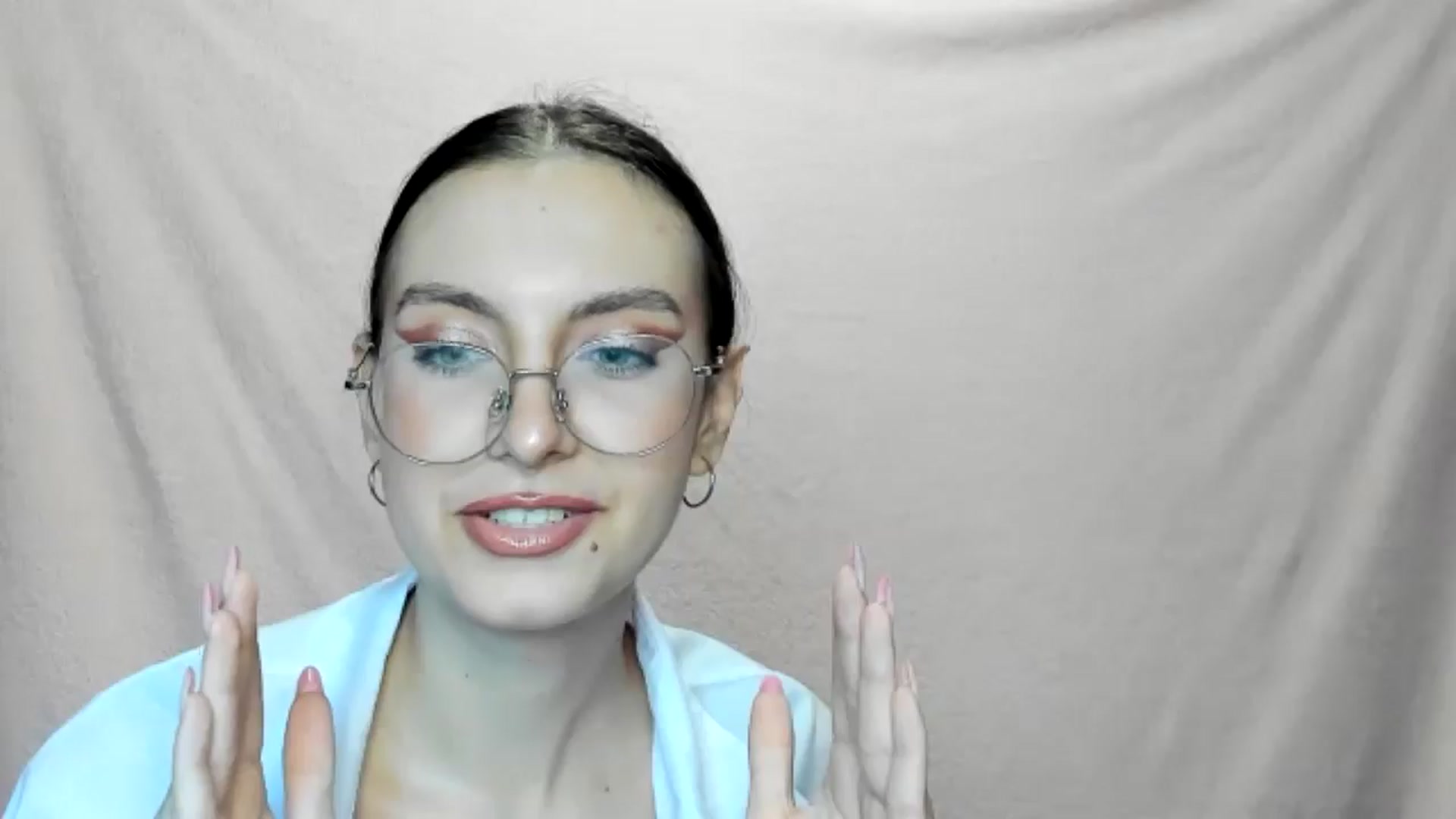 Gallery image thumbnail from StasyaSoul's myfreecams stream on, 01/05/2025, 13:15 image 3 of 20