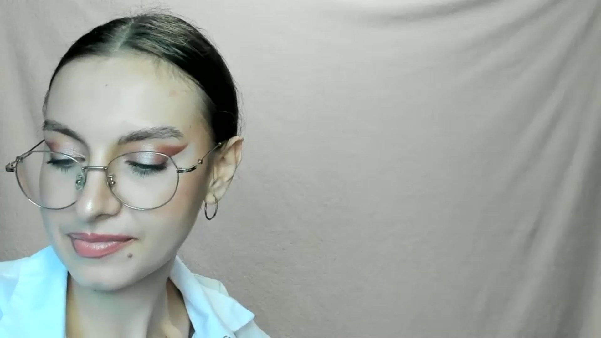 Gallery image thumbnail from StasyaSoul's myfreecams stream on, 01/05/2025, 13:15 image 7 of 20