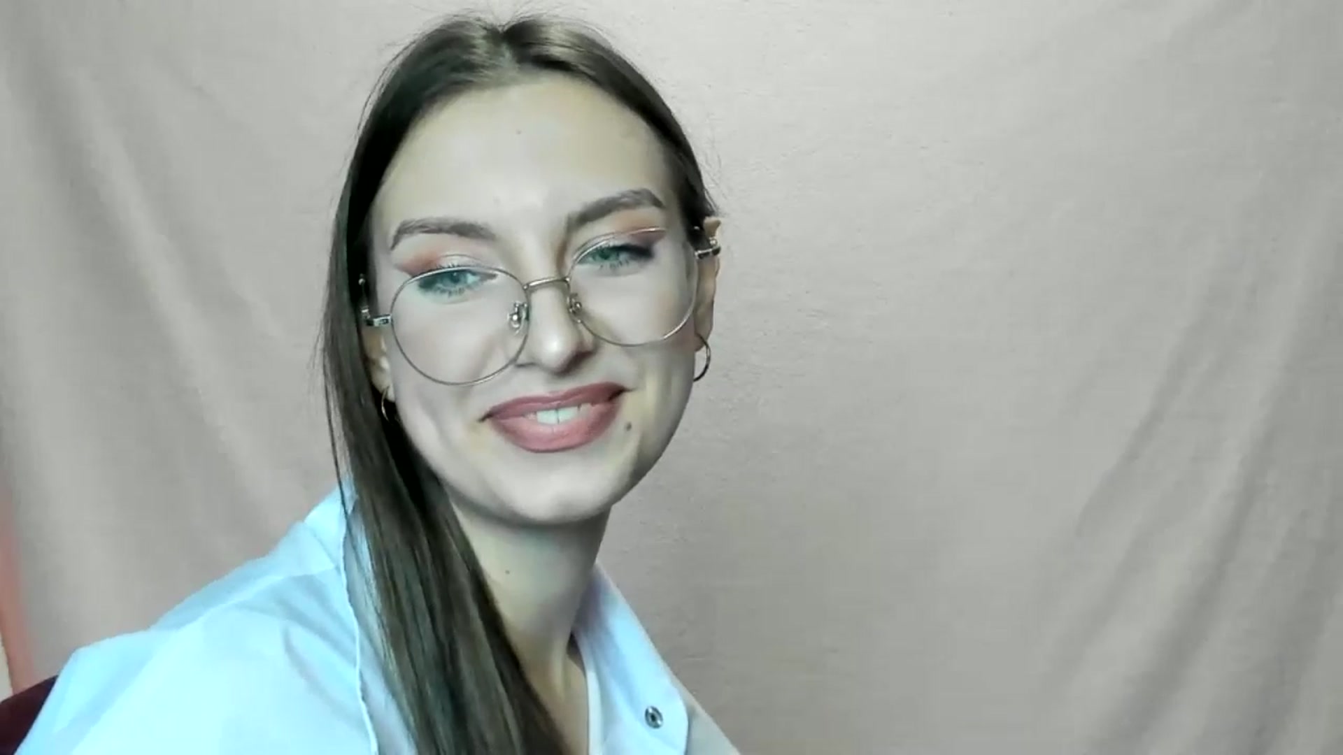 Gallery image thumbnail from StasyaSoul's myfreecams stream on, 01/07/2025, 13:09 image 8 of 20