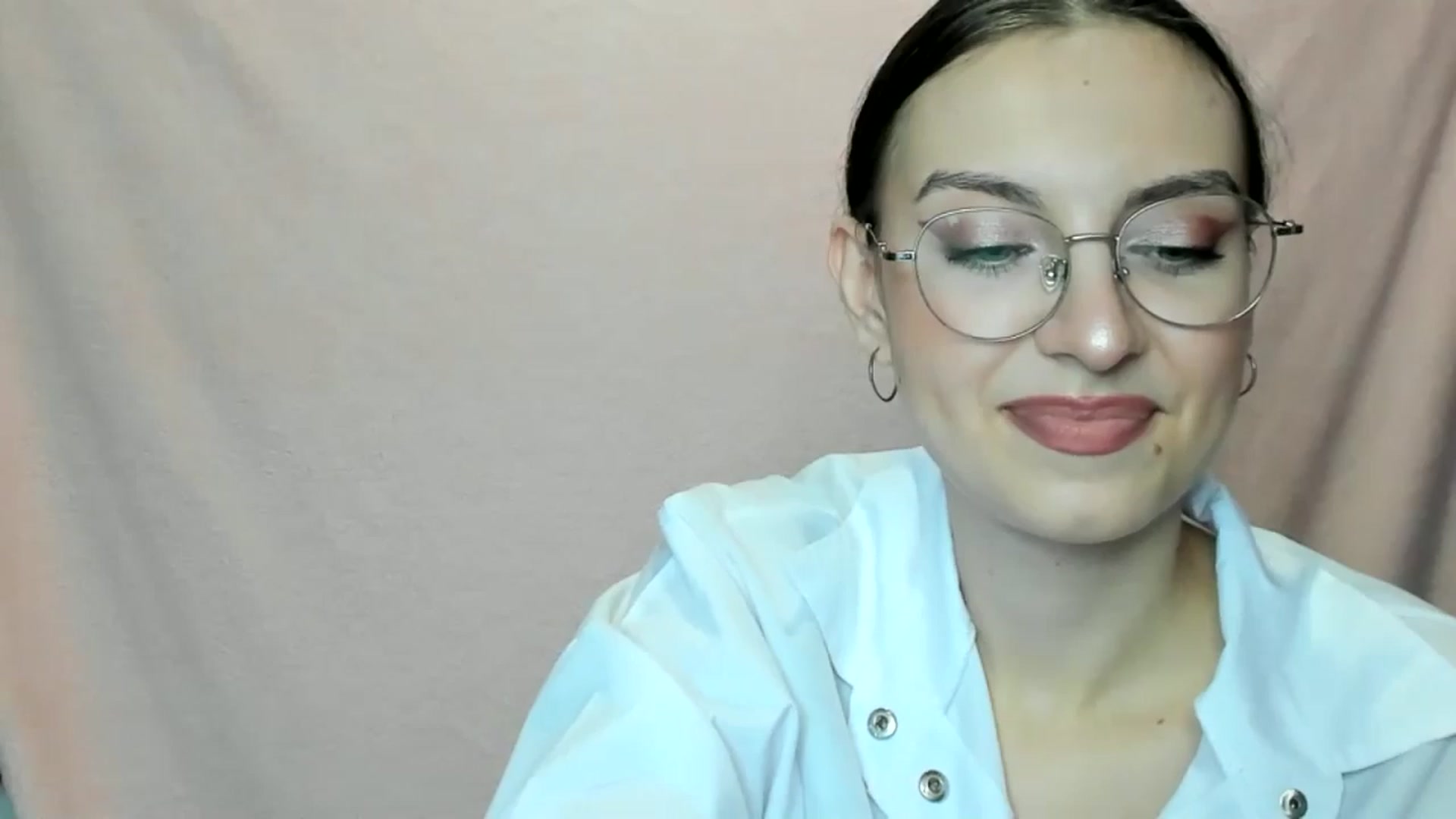 Gallery image thumbnail from StasyaSoul's myfreecams stream on, 01/08/2025, 11:52 image 17 of 20