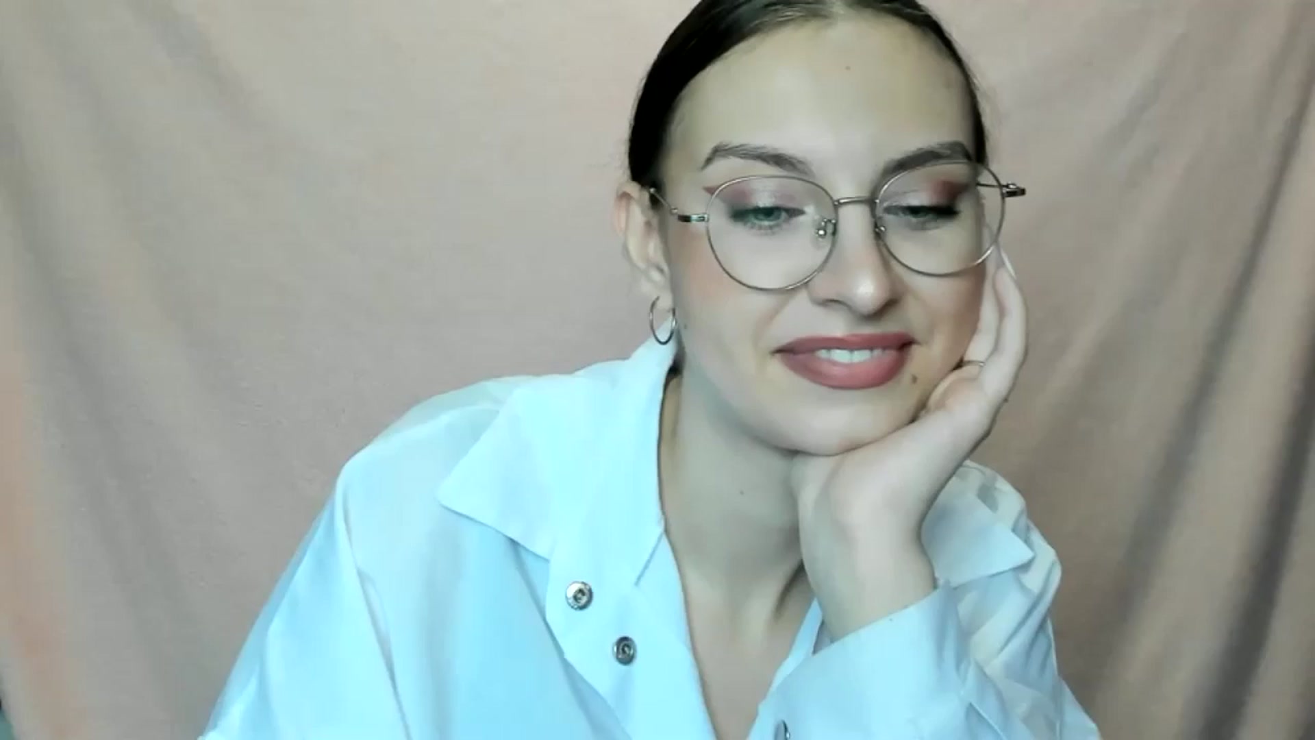 Gallery image thumbnail from StasyaSoul's myfreecams stream on, 01/08/2025, 11:52 image 19 of 20