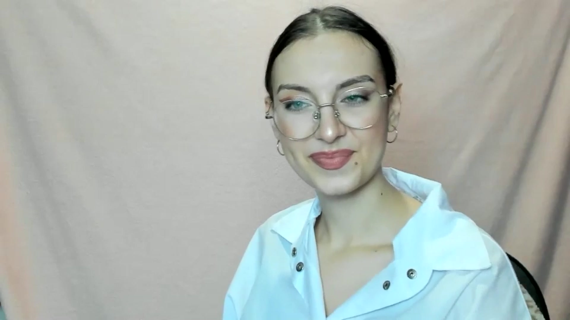 Gallery image thumbnail from StasyaSoul's myfreecams stream on, 01/08/2025, 11:52 image 8 of 20
