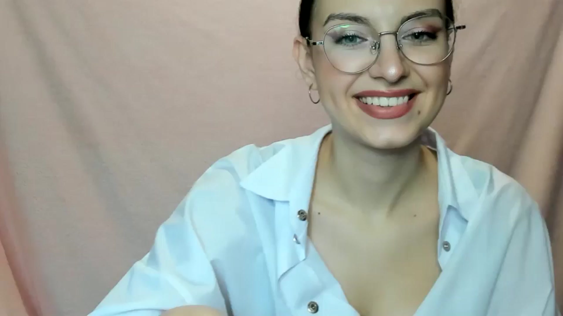 Gallery image thumbnail from StasyaSoul's myfreecams stream on, 01/08/2025, 12:59 image 8 of 20