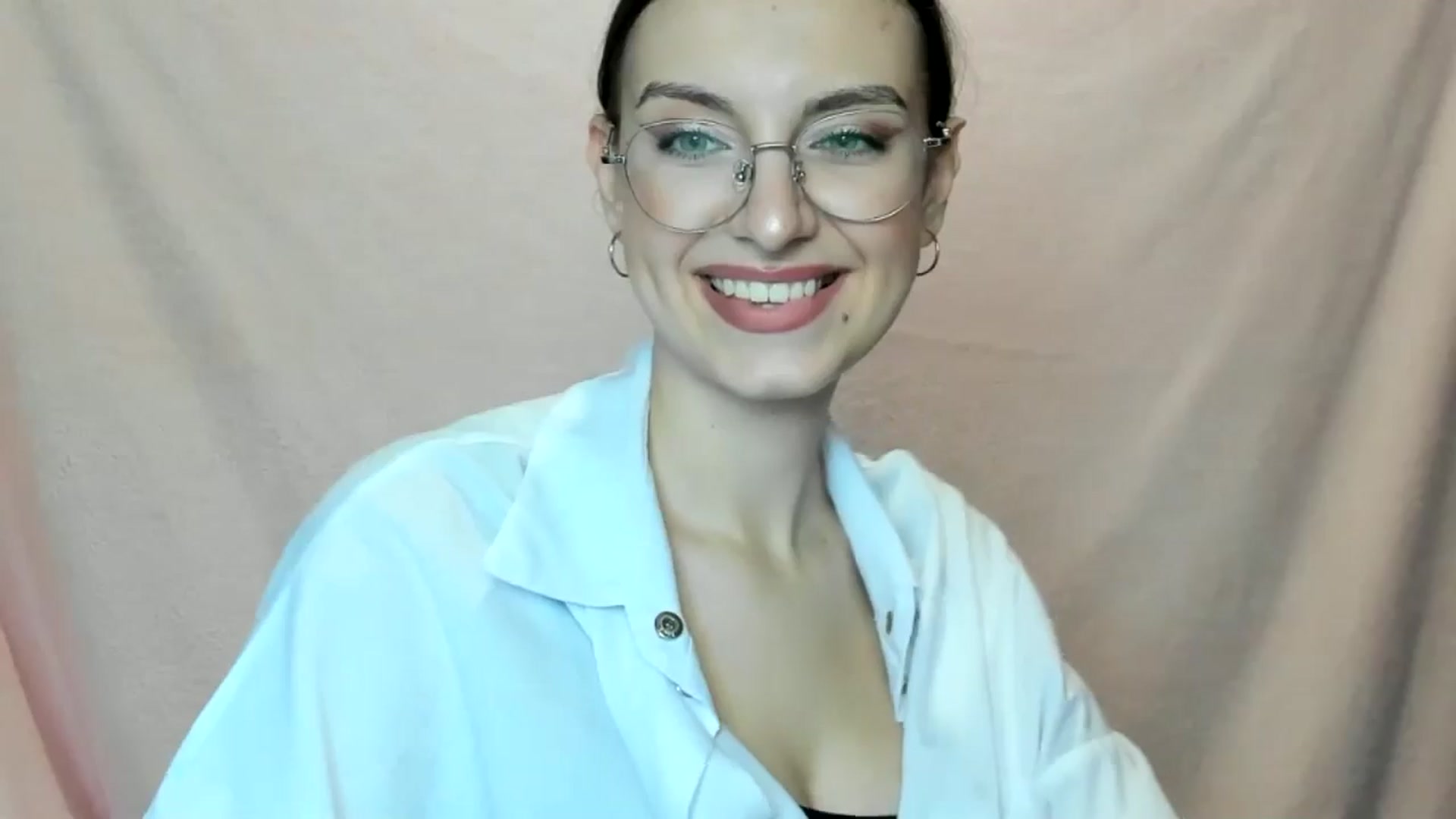 Gallery image thumbnail from StasyaSoul's myfreecams stream on, 01/08/2025, 12:59 image 3 of 20