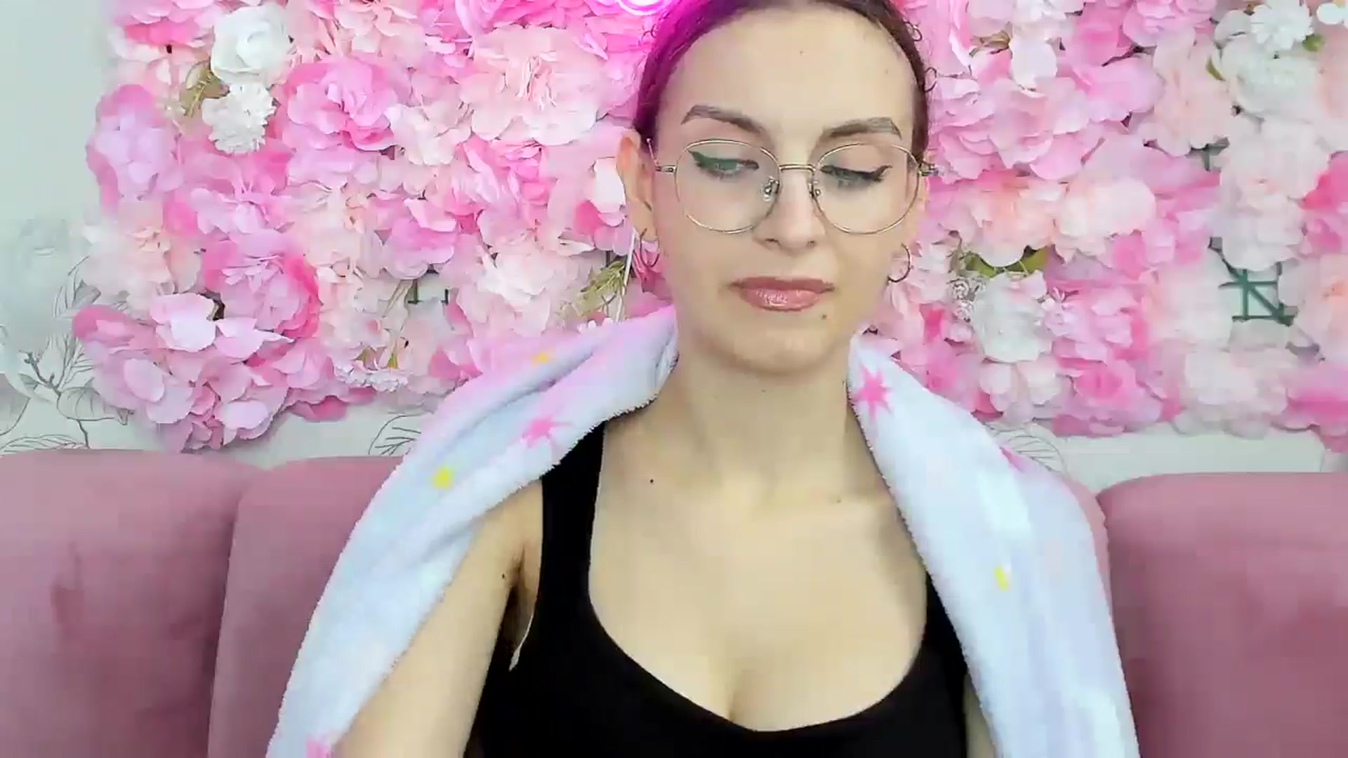 Gallery image thumbnail from StasyaSoul's myfreecams stream on, 01/10/2025, 11:36 image 7 of 20