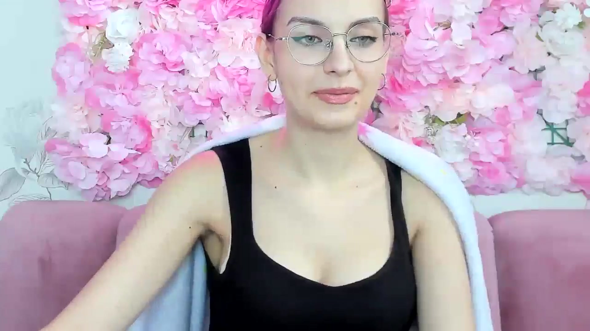 Gallery image thumbnail from StasyaSoul's myfreecams stream on, 01/10/2025, 11:36 image 11 of 20