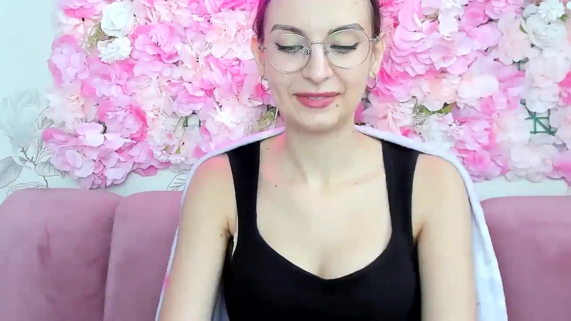 Gallery image thumbnail from StasyaSoul's myfreecams stream on, 01/10/2025, 12:36 image 13 of 20