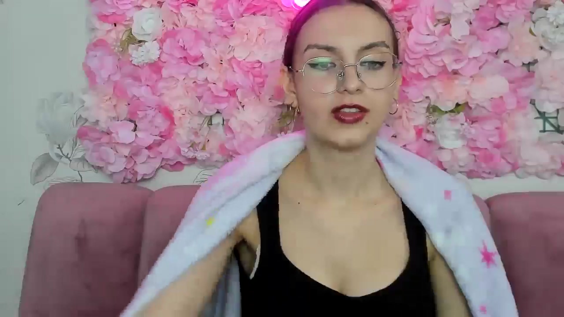 Gallery image thumbnail from StasyaSoul's myfreecams stream on, 01/10/2025, 13:29 image 15 of 20