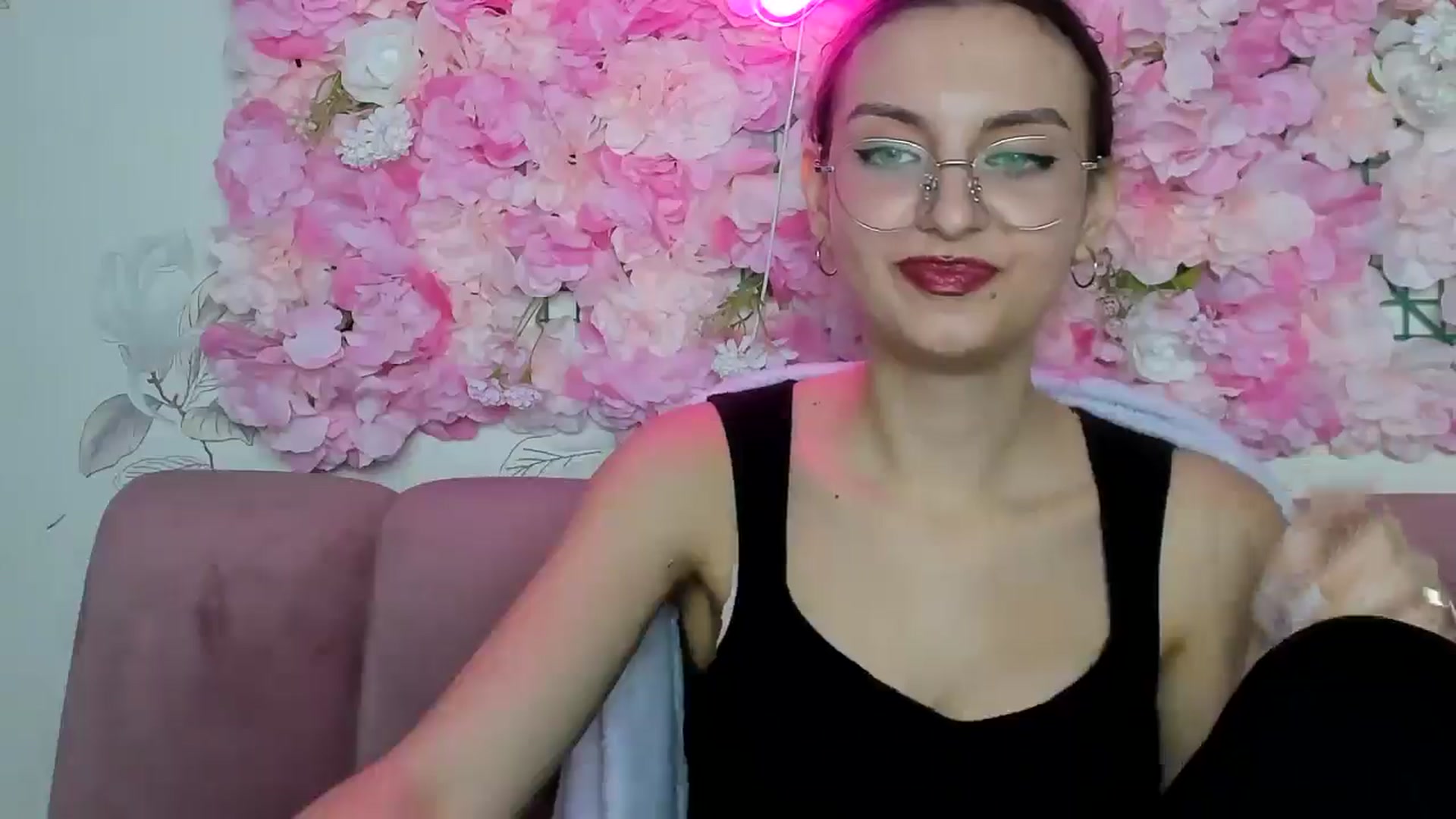 Gallery image thumbnail from StasyaSoul's myfreecams stream on, 01/10/2025, 16:00 image 8 of 20