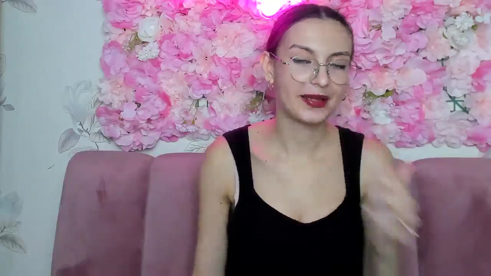 Gallery image thumbnail from StasyaSoul's myfreecams stream on, 01/10/2025, 16:00 image 11 of 20
