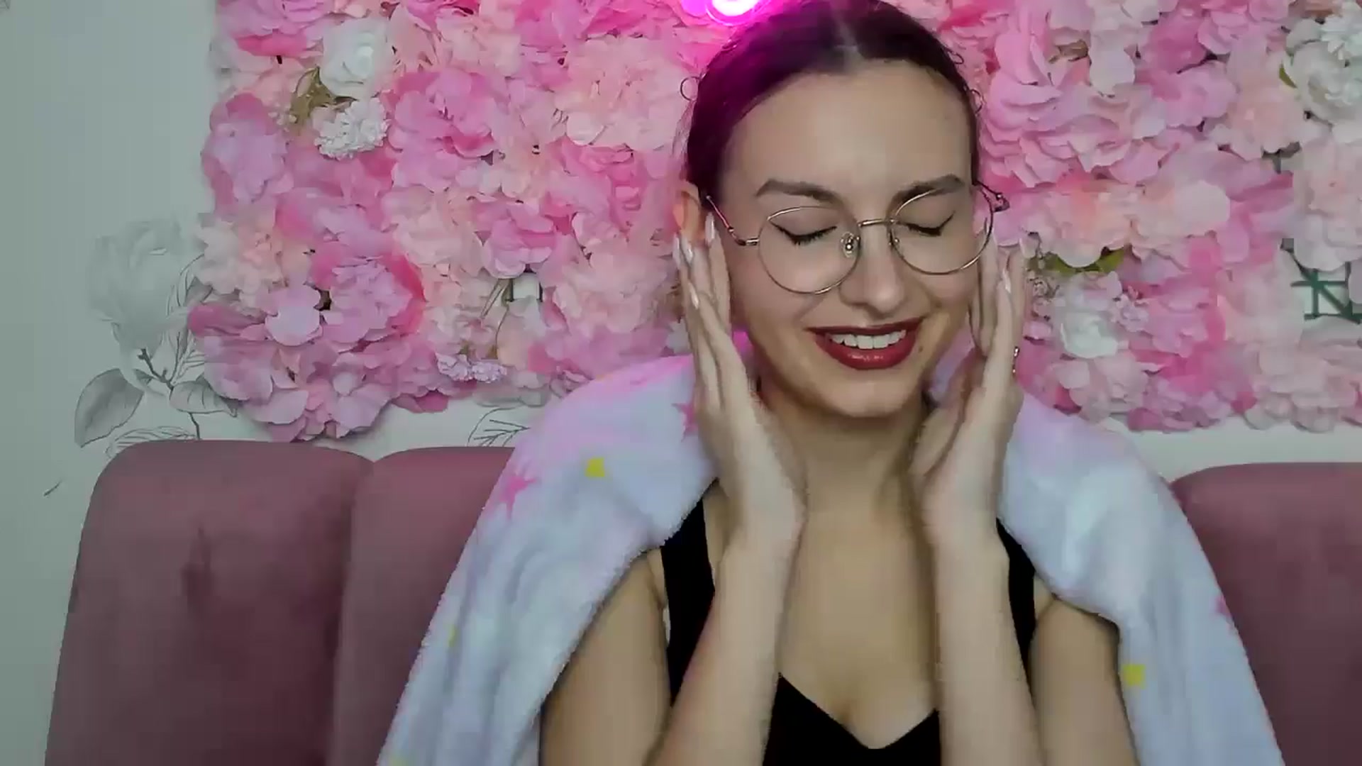 Gallery image thumbnail from StasyaSoul's myfreecams stream on, 01/10/2025, 16:00 image 7 of 20