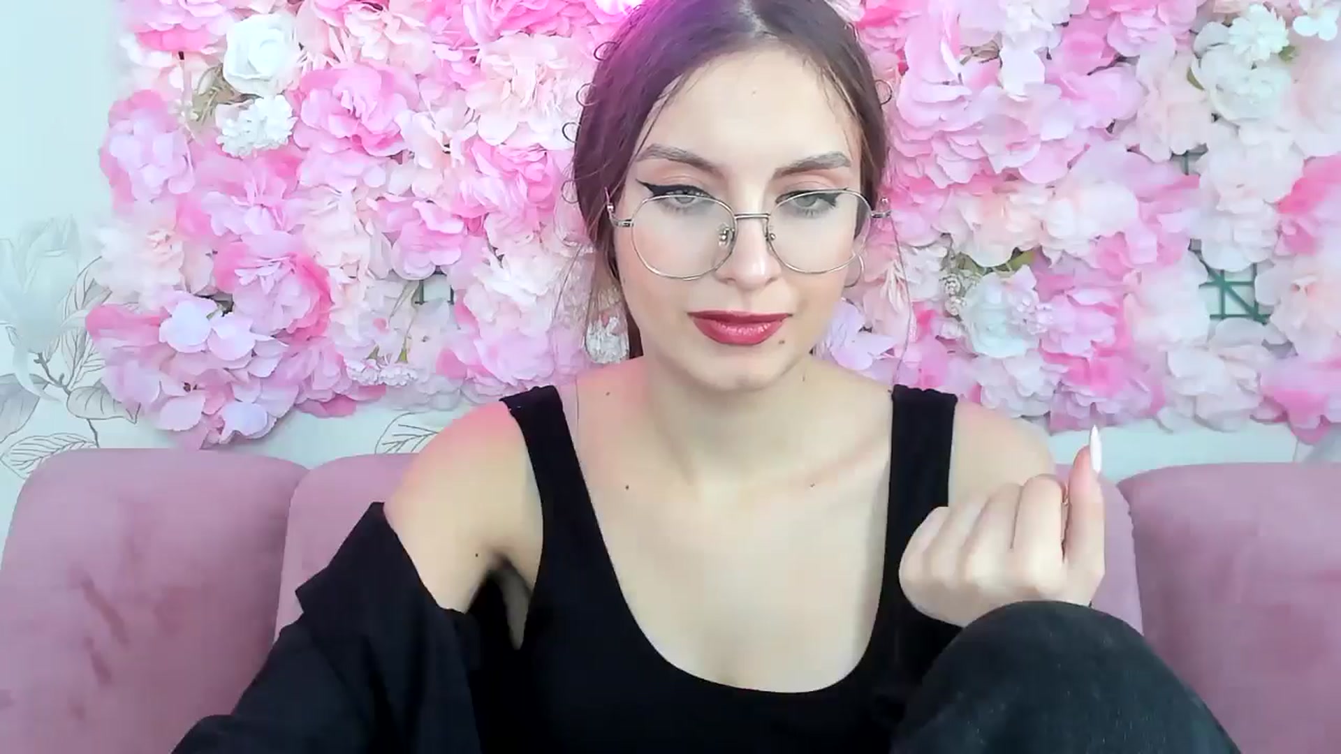 Gallery image thumbnail from StasyaSoul's myfreecams stream on, 01/11/2025, 13:40 image 6 of 20