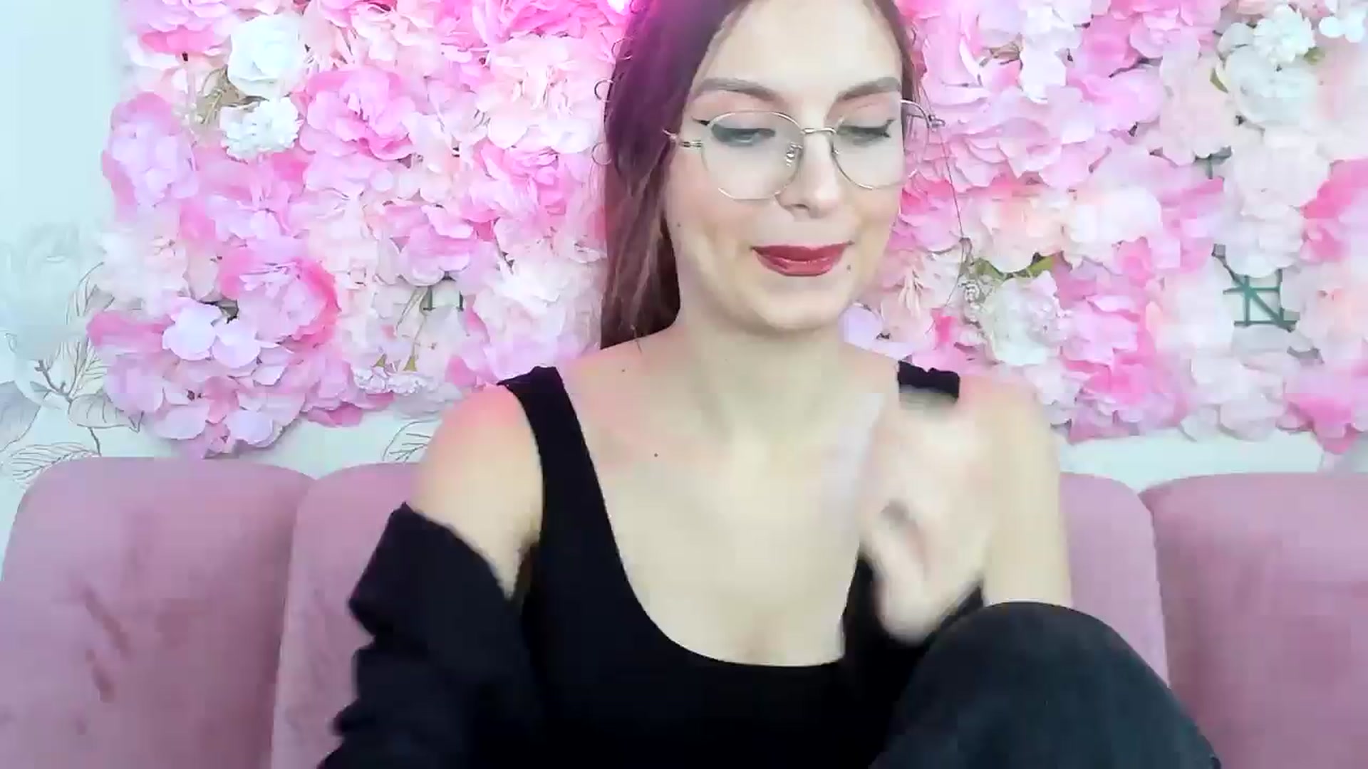 Gallery image thumbnail from StasyaSoul's myfreecams stream on, 01/11/2025, 13:40 image 1 of 20