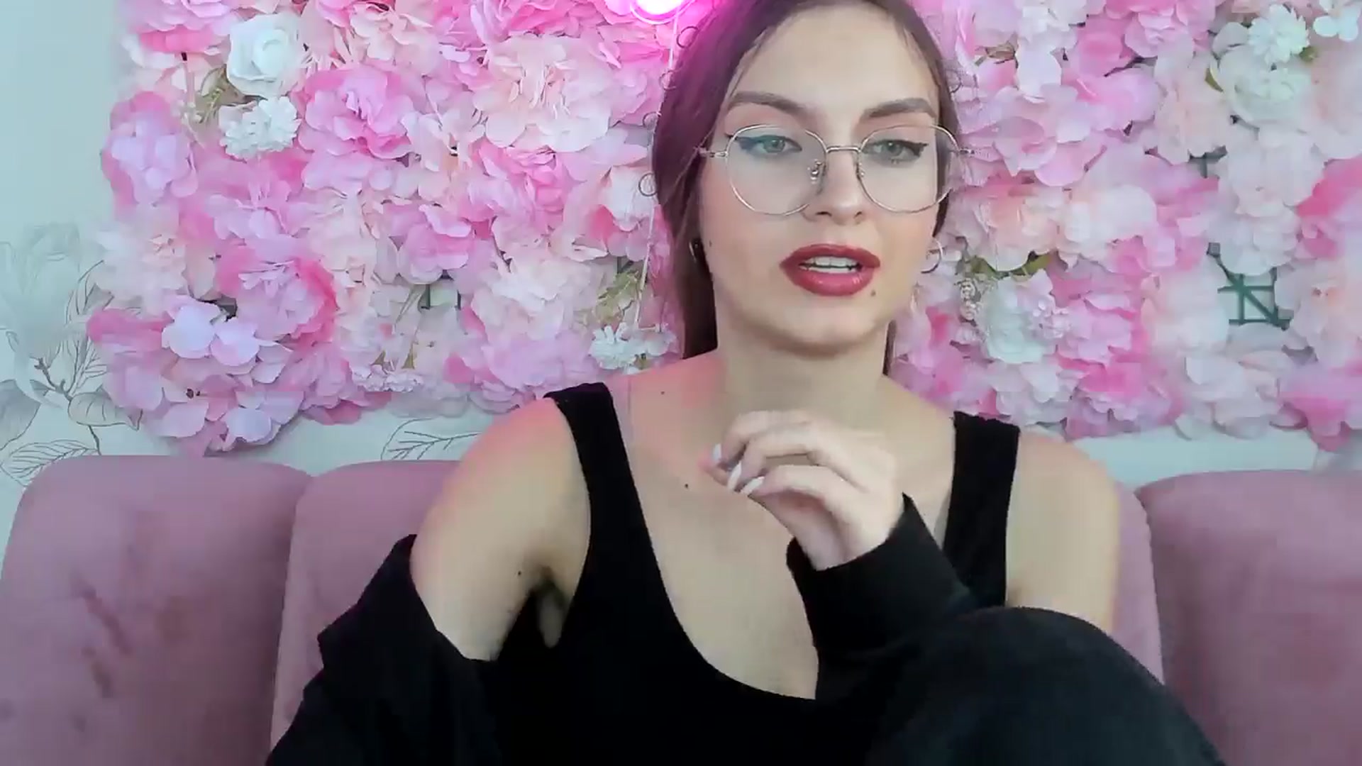 Gallery image thumbnail from StasyaSoul's myfreecams stream on, 01/11/2025, 13:40 image 5 of 20