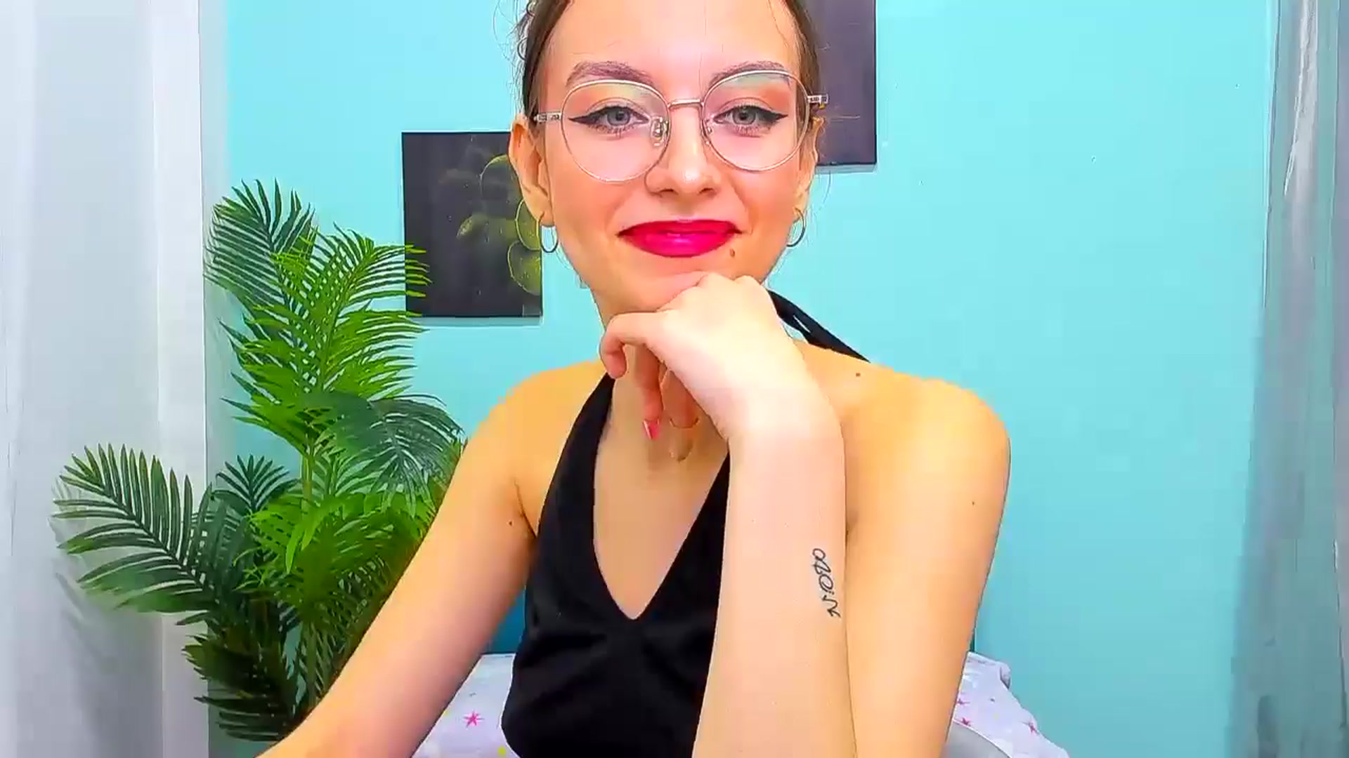 Gallery image thumbnail from StasyaSoul's myfreecams stream on, 01/14/2025, 15:03 image 2 of 20