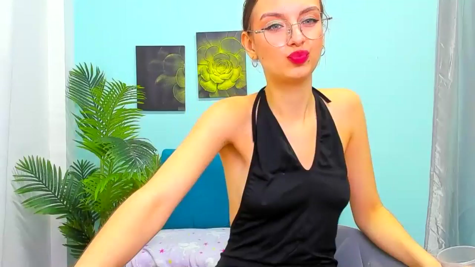 Gallery image thumbnail from StasyaSoul's myfreecams stream on, 01/14/2025, 16:53 image 4 of 20