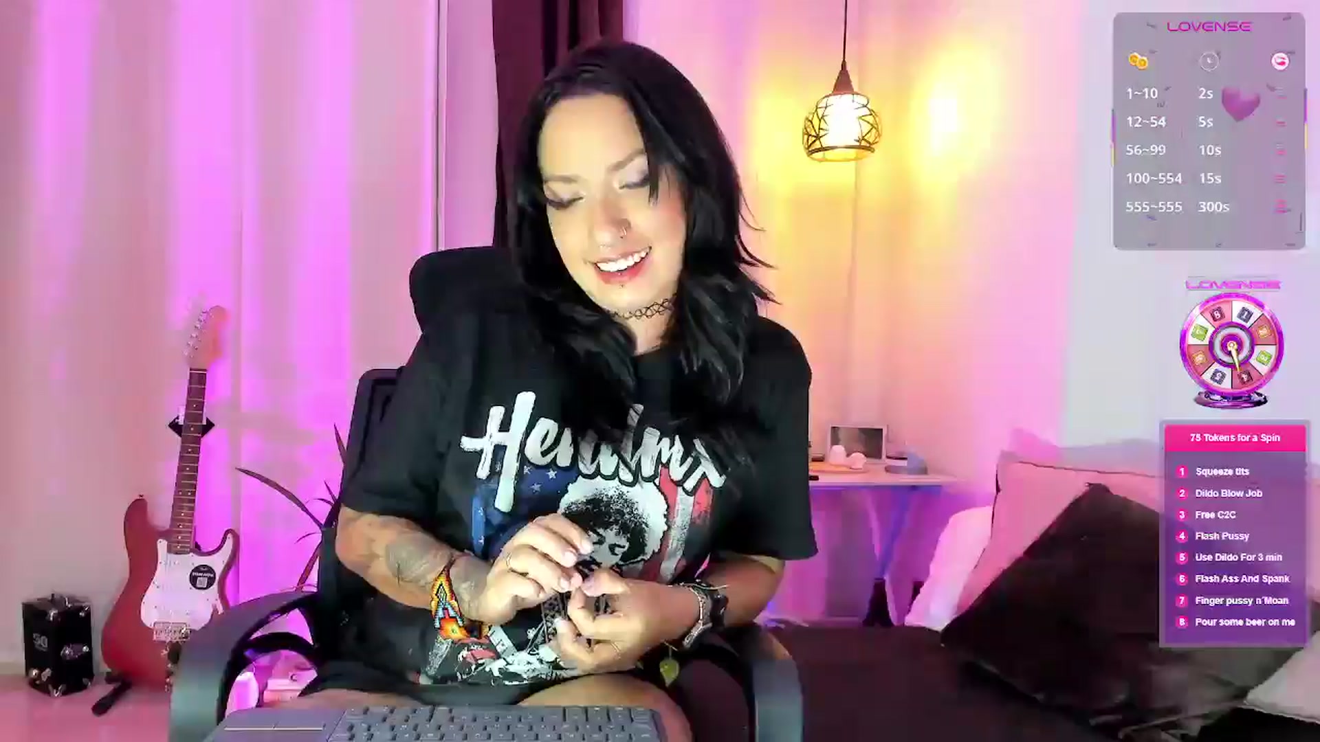 Gallery image thumbnail from Steamy_julia's myfreecams stream on, 03/16/2025, 06:12 image 10 of 20