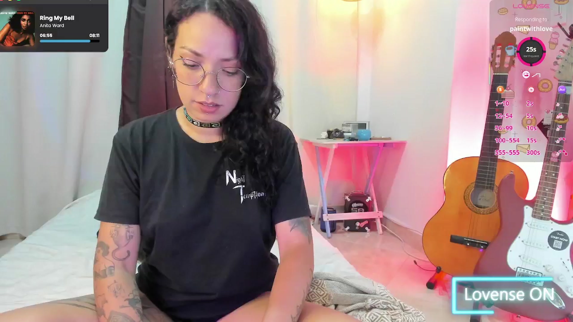 Gallery image thumbnail from Steamy_julia's myfreecams stream on, 05/24/2025, 04:47 image 18 of 20