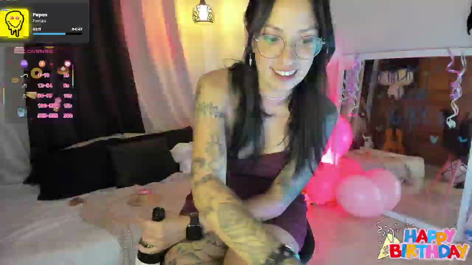 Gallery image thumbnail from Steamy_julia's myfreecams stream on, 05/25/2025, 04:01 image 3 of 20
