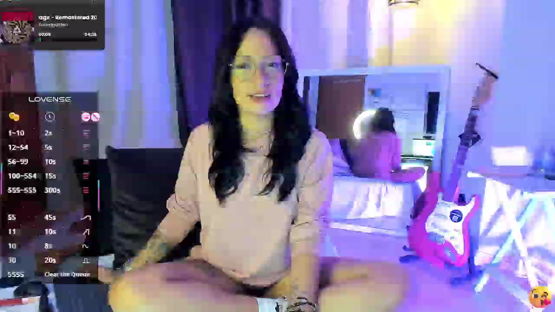 Gallery image thumbnail from Steamy_julia's myfreecams stream on, 06/16/2025, 24:17 image 3 of 20