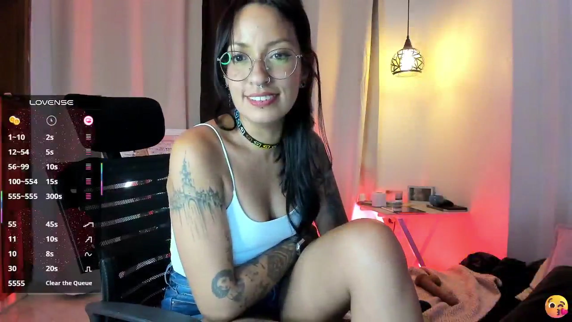 Gallery image thumbnail from Steamy_julia's myfreecams stream on, 06/21/2025, 08:18 image 12 of 20