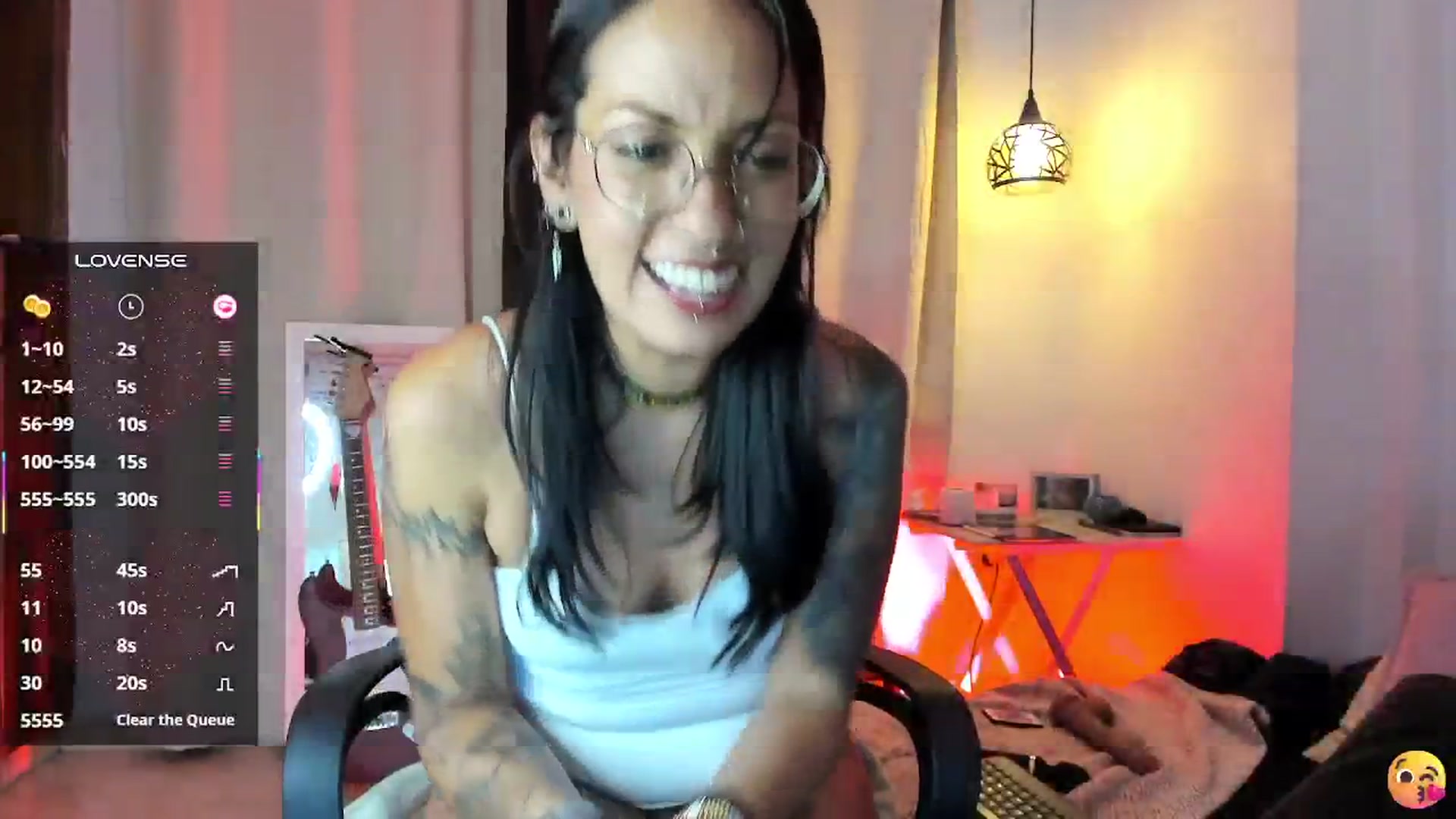 Gallery image thumbnail from Steamy_julia's myfreecams stream on, 06/21/2025, 08:18 image 18 of 20