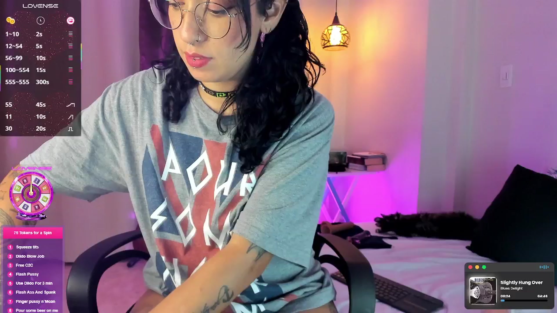 Gallery image thumbnail from Steamy_julia's myfreecams stream on, 06/29/2025, 02:05 image 12 of 20