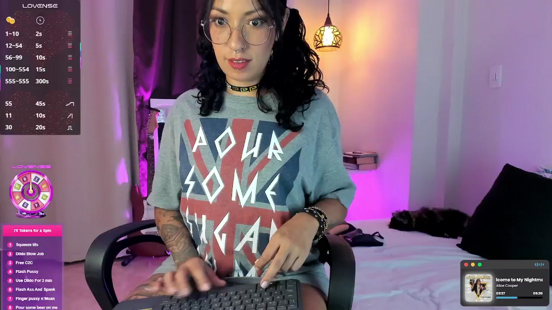 Gallery image thumbnail from Steamy_julia's myfreecams stream on, 06/29/2025, 02:05 image 2 of 20