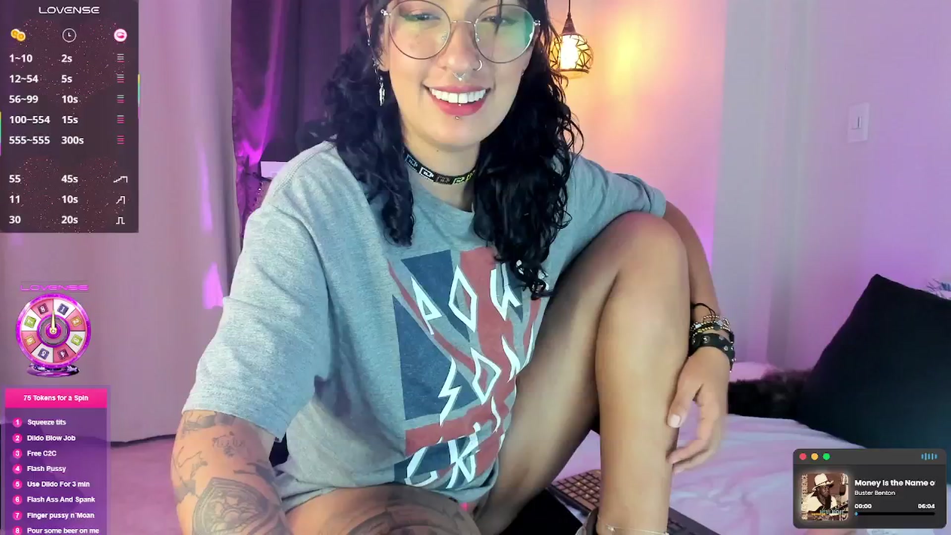 Gallery image thumbnail from Steamy_julia's myfreecams stream on, 06/29/2025, 02:05 image 18 of 20