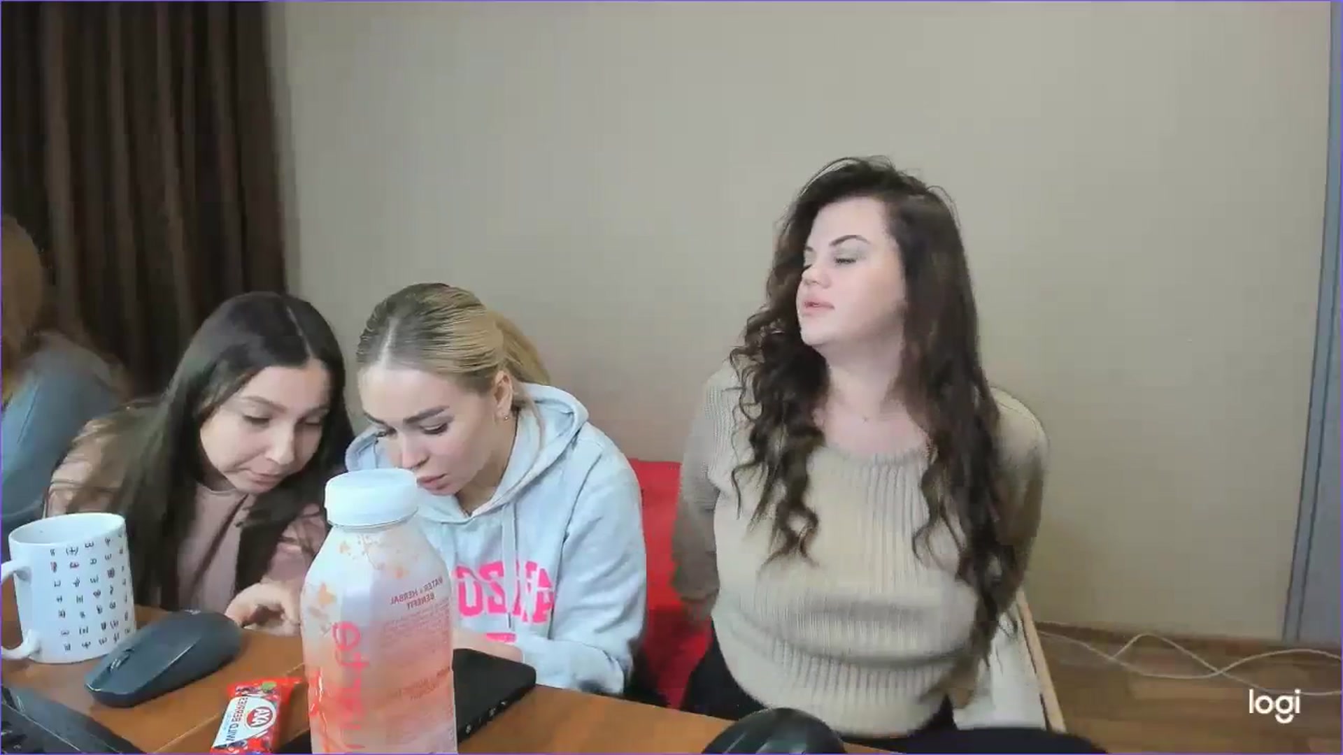 Gallery image thumbnail from StefaniNell's myfreecams stream on, 11/19/2023, 09:32 image 3 of 20