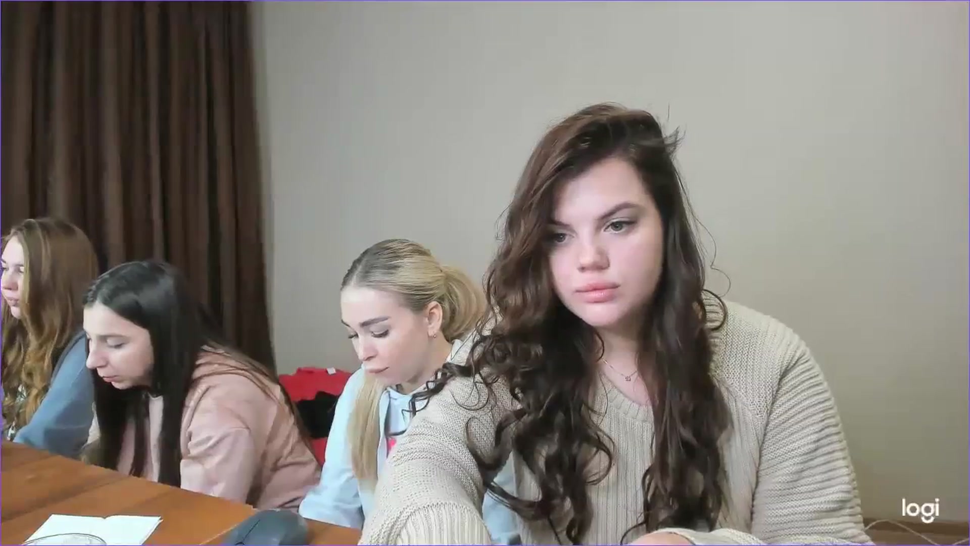 Gallery image thumbnail from StefaniNell's myfreecams stream on, 11/19/2023, 11:41 image 6 of 20