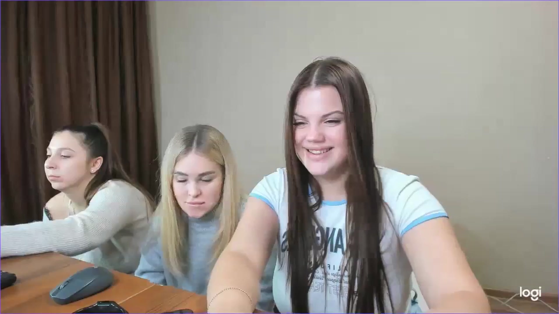 Gallery image thumbnail from StefaniNell's myfreecams stream on, 11/21/2023, 10:28 image 2 of 20