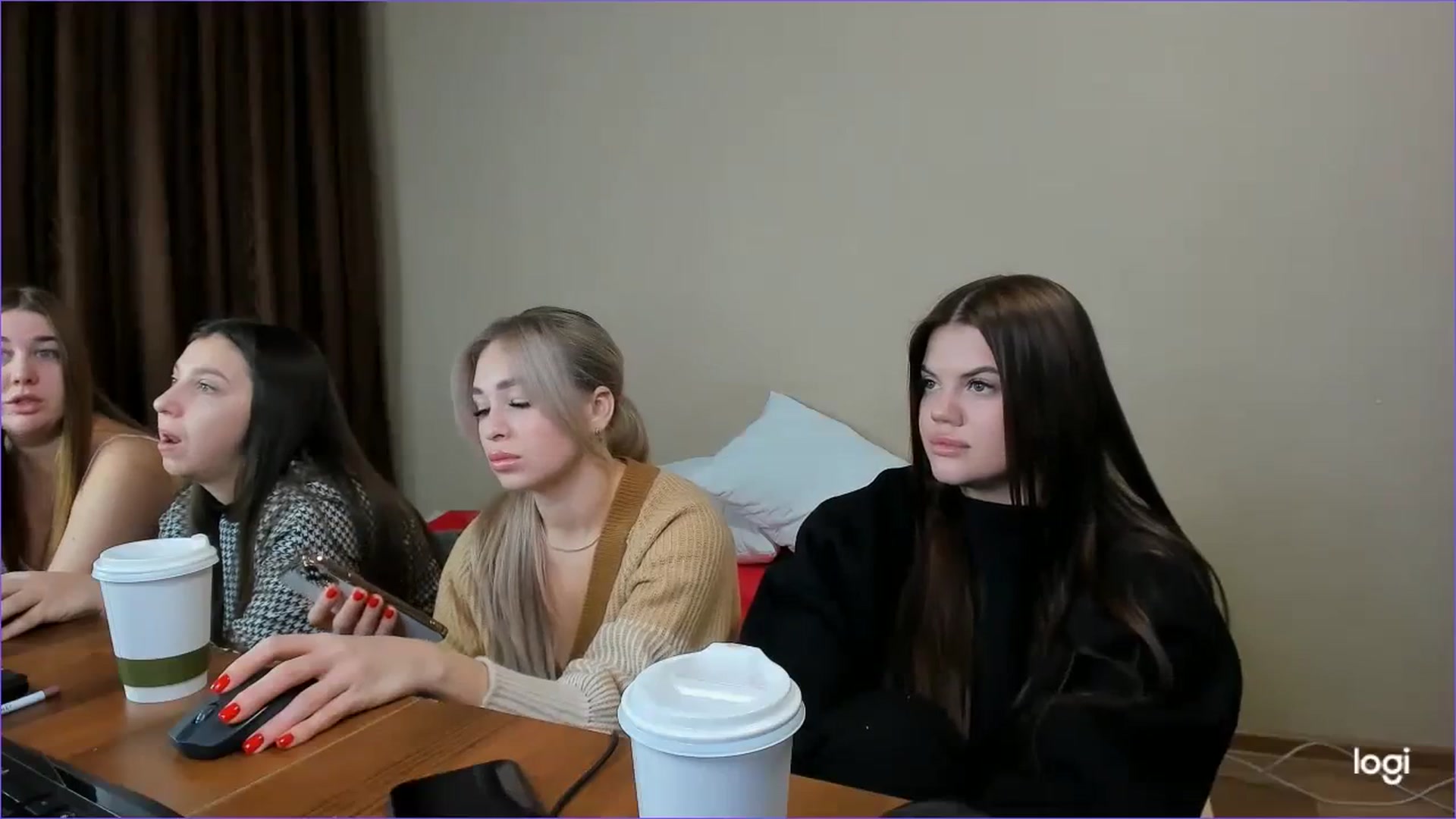 Gallery image thumbnail from StefaniNell's myfreecams stream on, 11/25/2023, 07:21 image 9 of 20