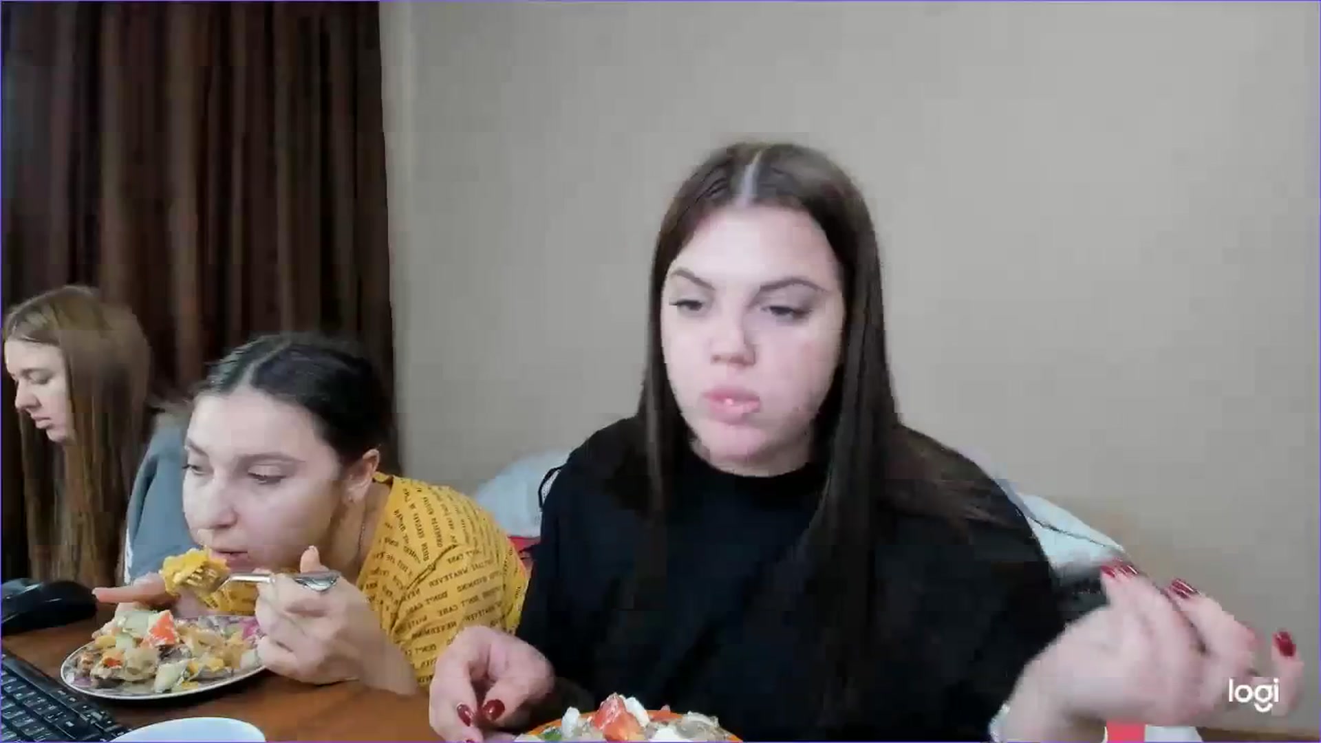 Gallery image thumbnail from StefaniNell's myfreecams stream on, 11/27/2023, 10:38 image 13 of 20