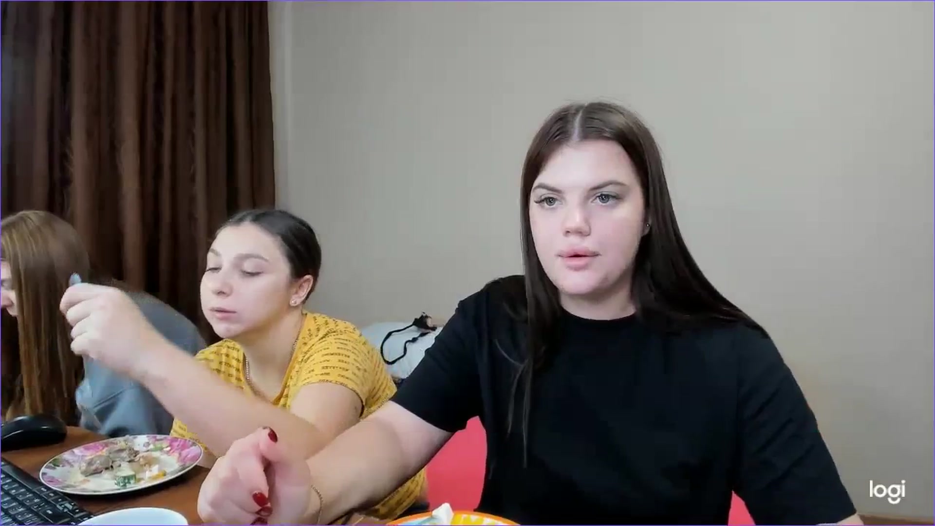 Gallery image thumbnail from StefaniNell's myfreecams stream on, 11/27/2023, 10:38 image 16 of 20