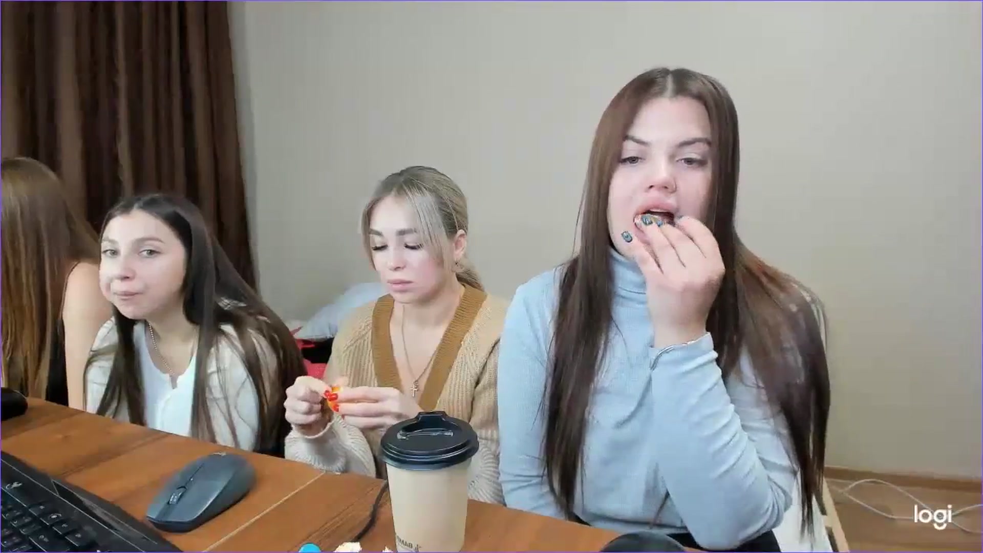 Gallery image thumbnail from StefaniNell's myfreecams stream on, 11/29/2023, 09:23 image 11 of 20